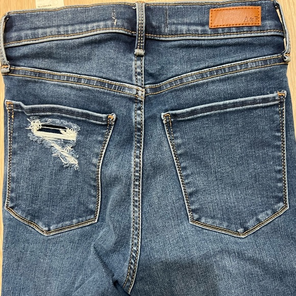 Abercrombie and Fitch the super skinny ultra high skinny jeans with rips - Picture 8 of 10